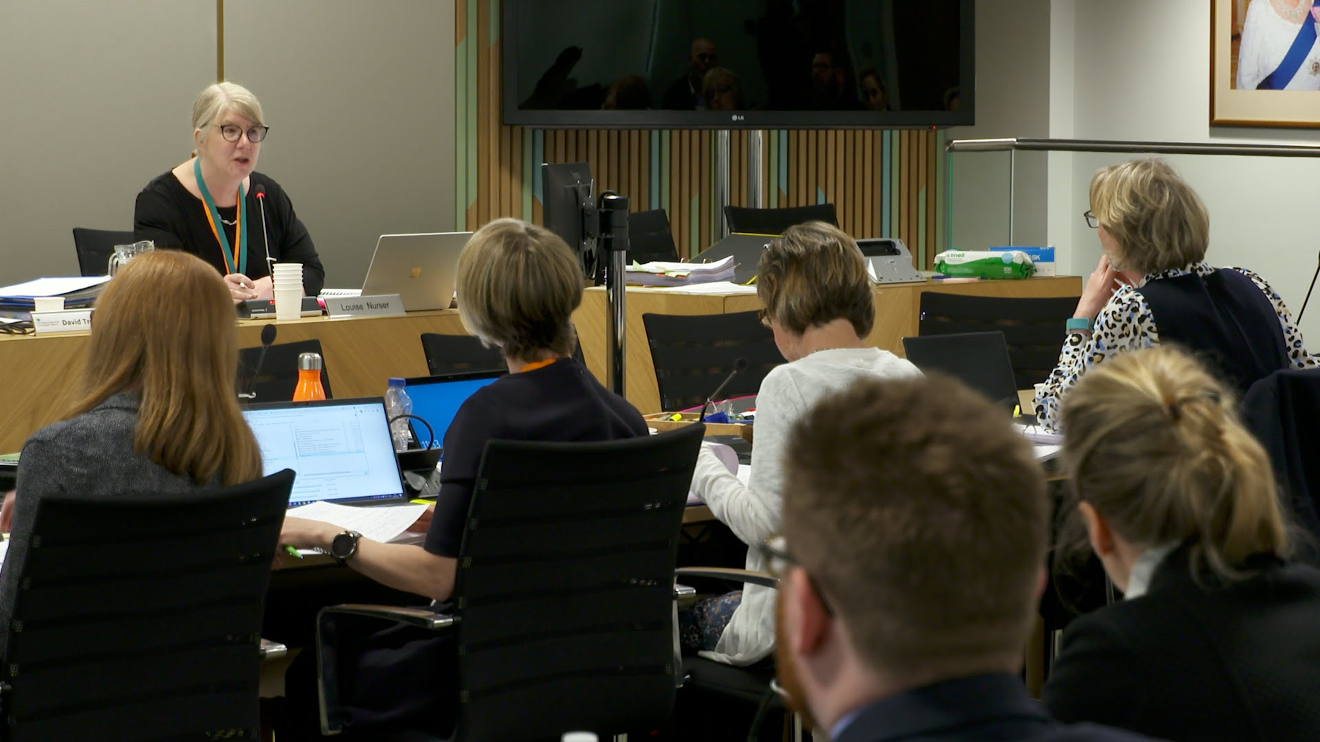 An inspector speaking to a local planning hearing