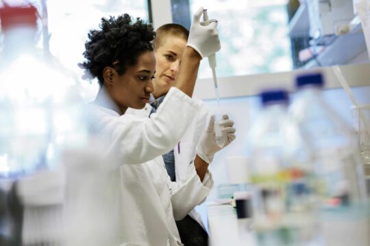 Female scientist work together in a laboratory